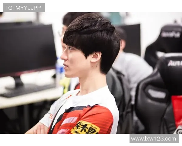 实时新闻全球挑战赛分析WE战队在比赛经验上的突出表现与启示